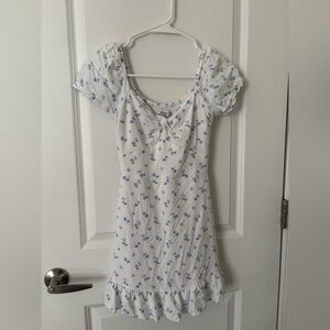 Hollister XXS floral dress